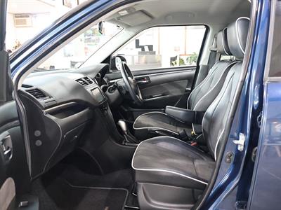 2015 Suzuki Swift - Thumbnail
