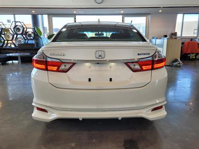 2015 Honda GRACE - Thumbnail