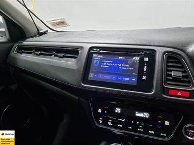 2014 Honda Vezel - Thumbnail