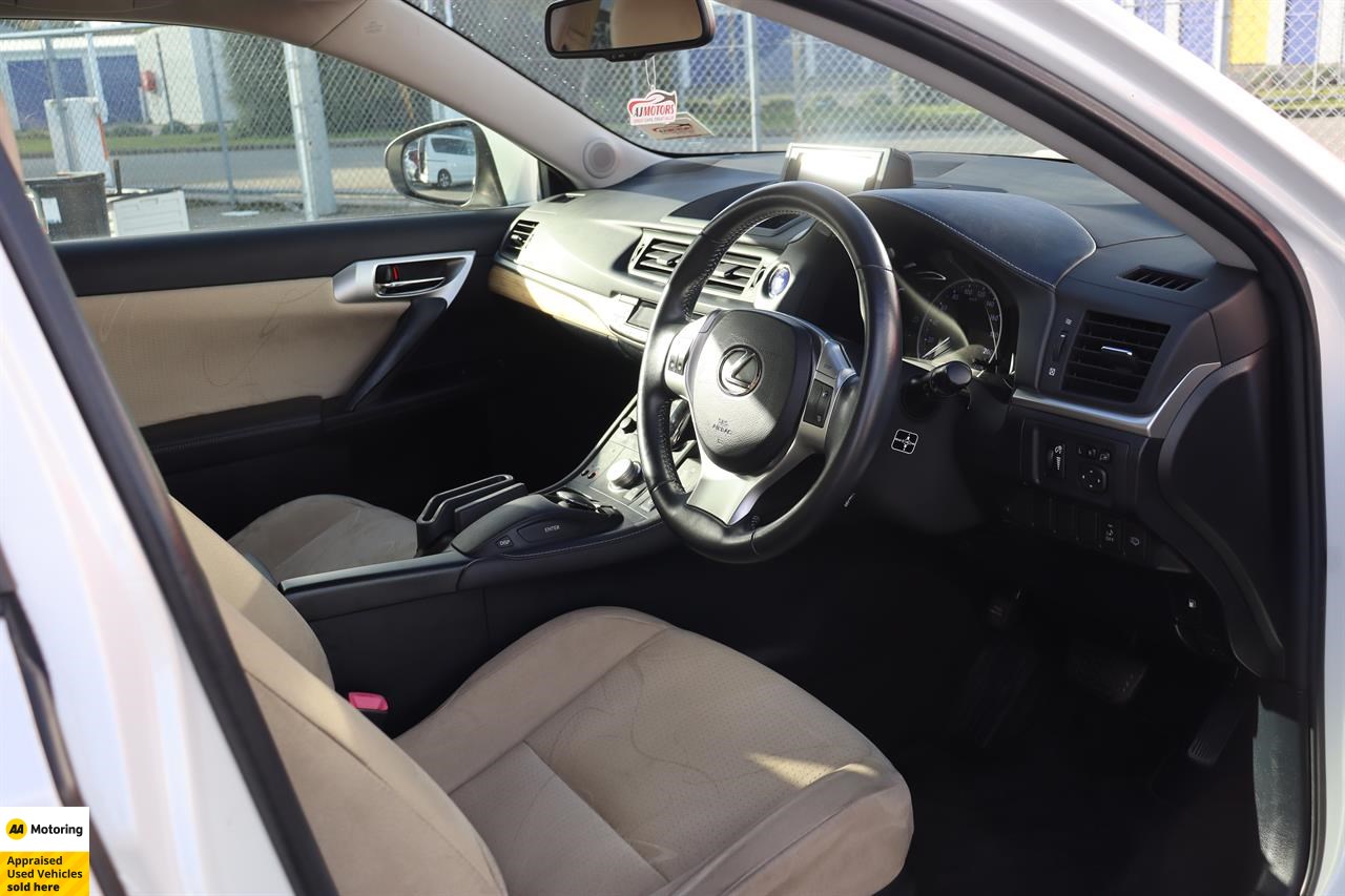 2012 Lexus CT200H