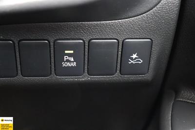 2020 Mitsubishi Outlander - Thumbnail