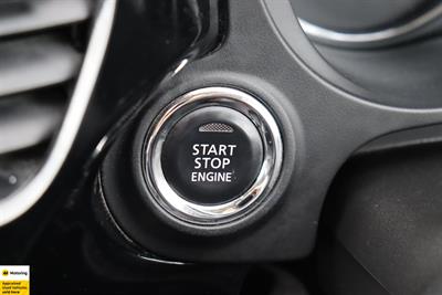 2020 Mitsubishi Outlander - Thumbnail