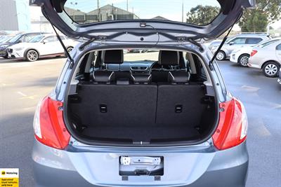 2015 Suzuki Swift - Thumbnail