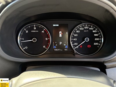 2018 Mitsubishi Pajero Sport - Thumbnail