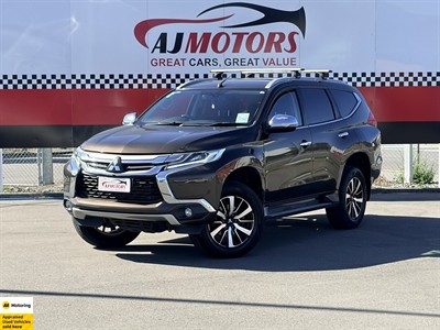 2018 Mitsubishi Pajero Sport - Thumbnail