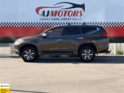 2018 Mitsubishi Pajero Sport - Thumbnail