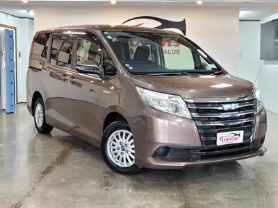 2014 Toyota Noah