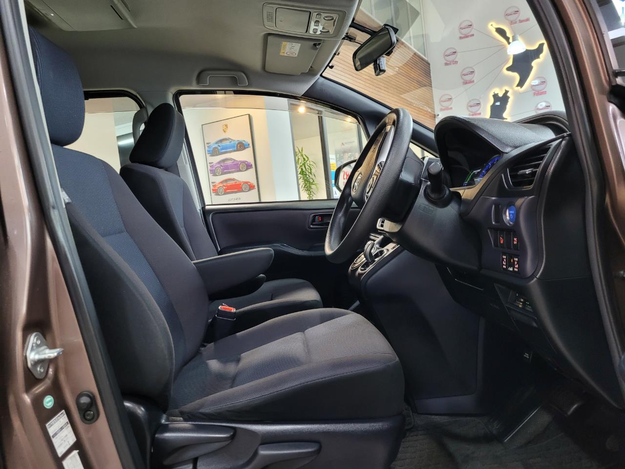 2014 Toyota Noah