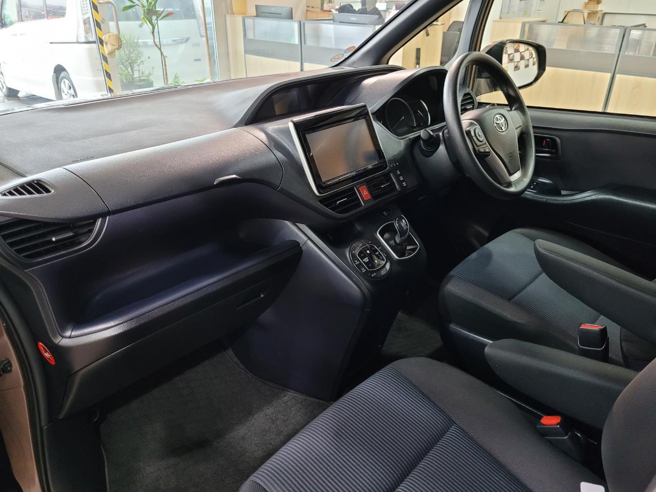 2014 Toyota Noah