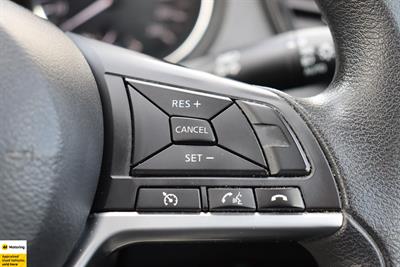 2020 Nissan X-Trail - Thumbnail