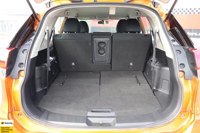 2020 Nissan X-Trail - Thumbnail