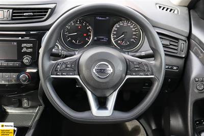 2020 Nissan X-Trail - Thumbnail