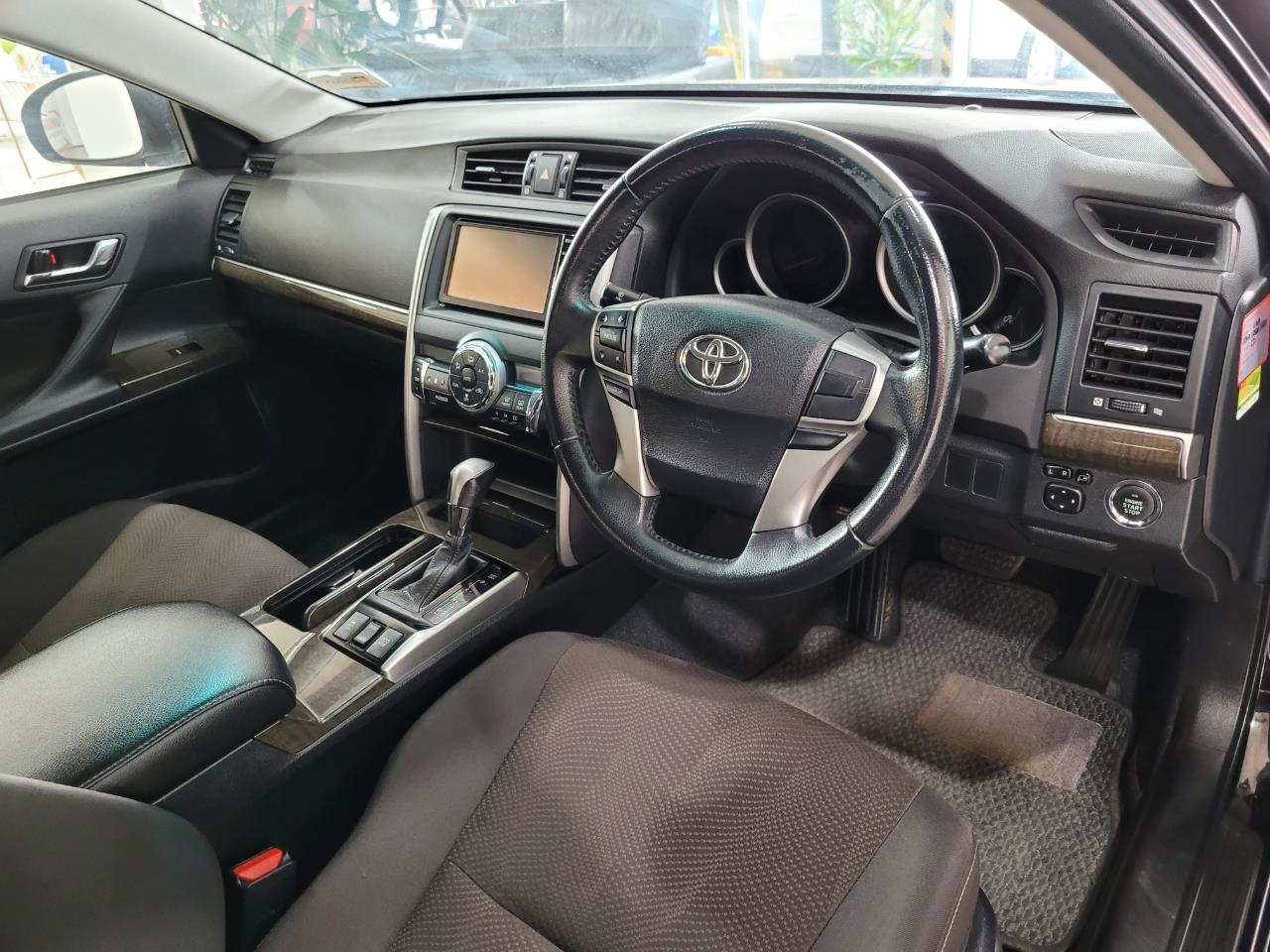 2014 Toyota Mark-X