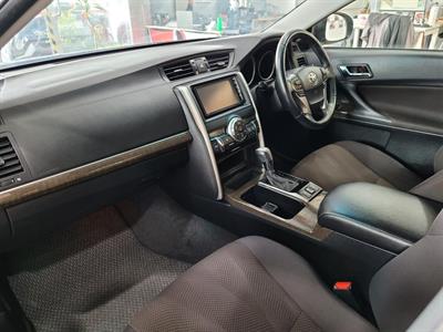 2014 Toyota Mark-X - Thumbnail