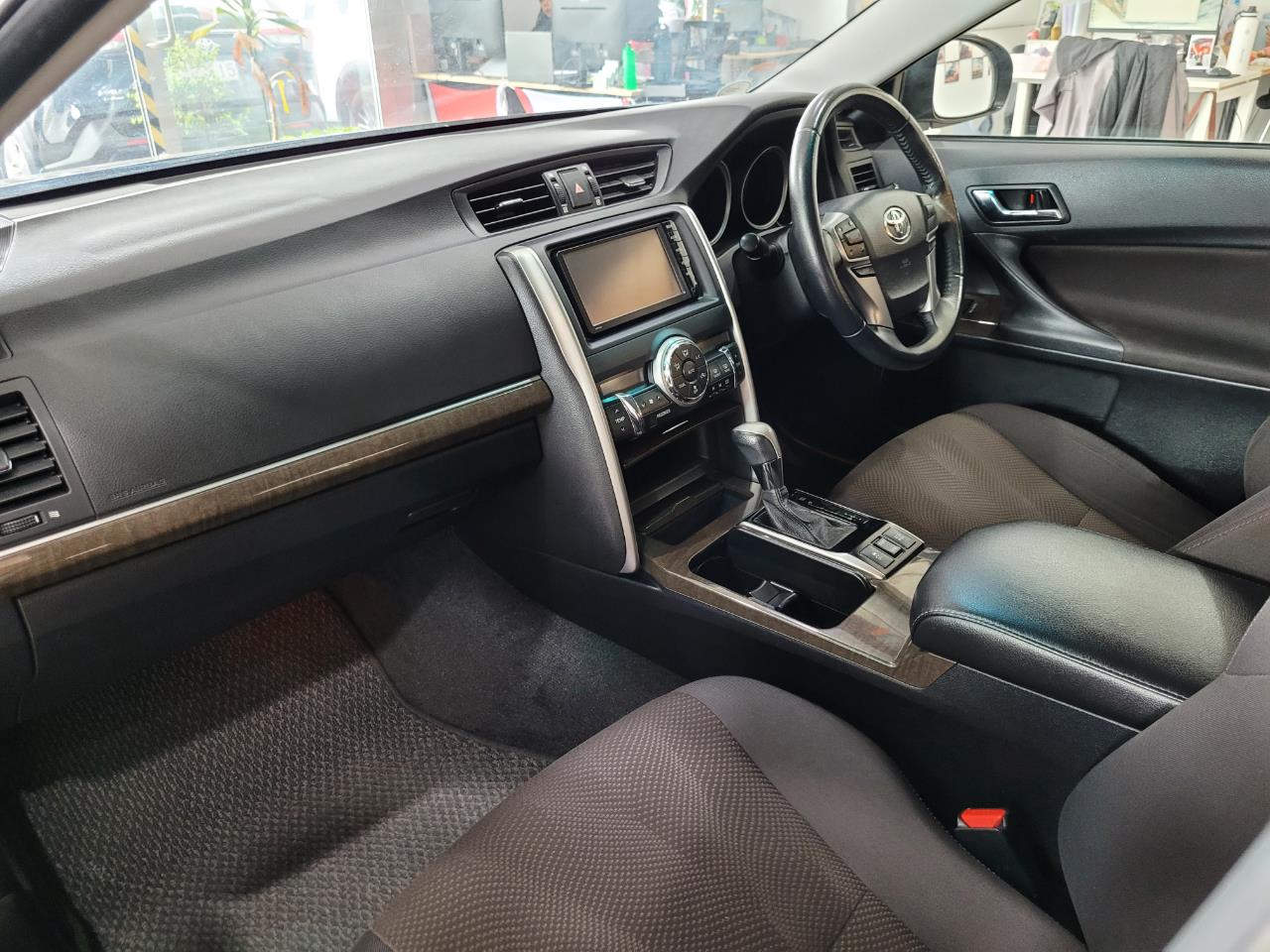 2014 Toyota Mark-X