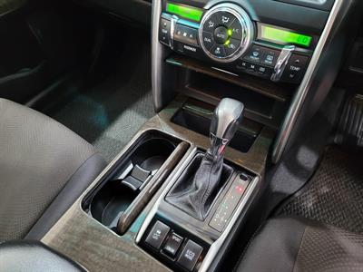 2014 Toyota Mark-X - Thumbnail