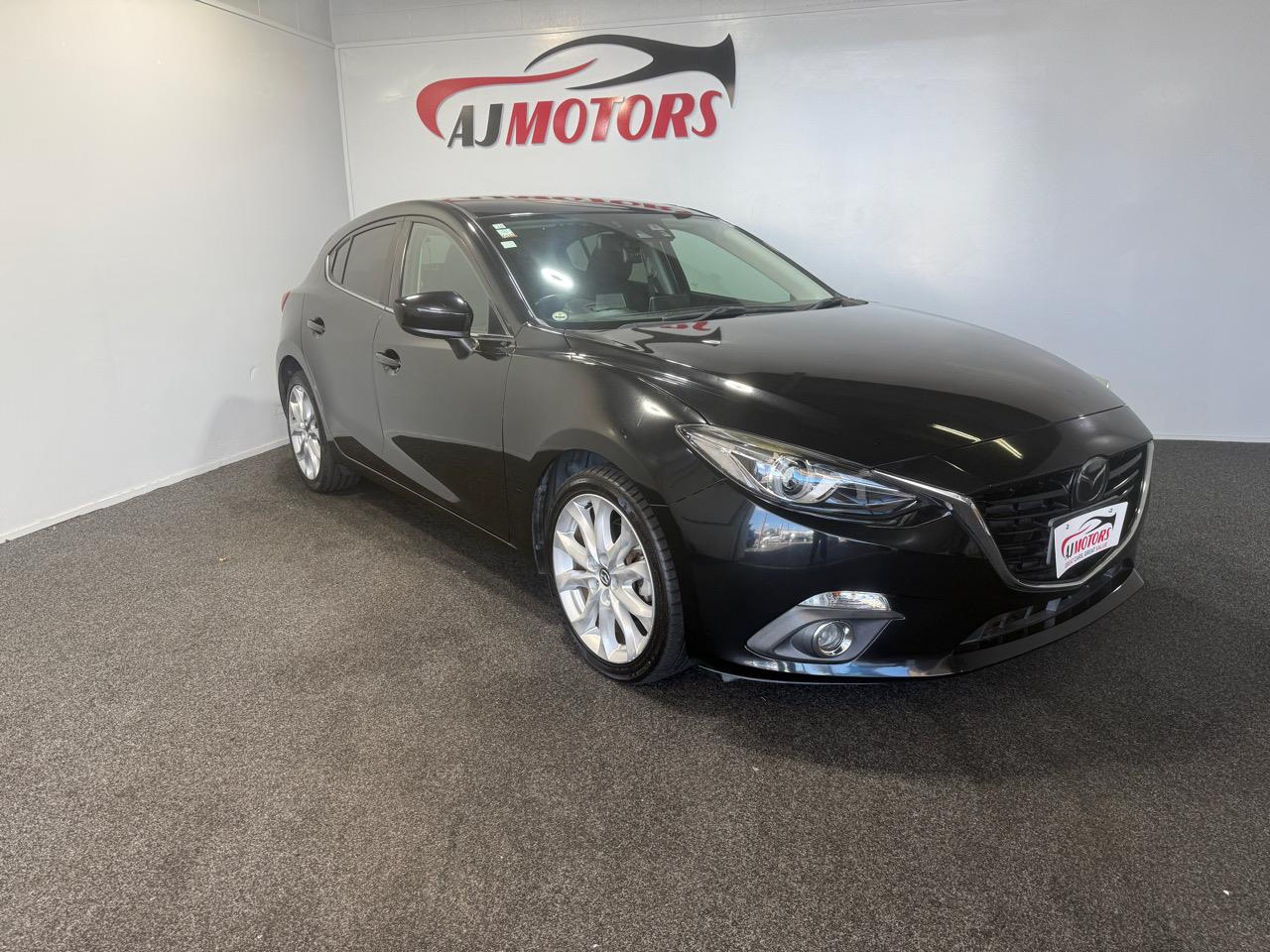 2014 Mazda Axela