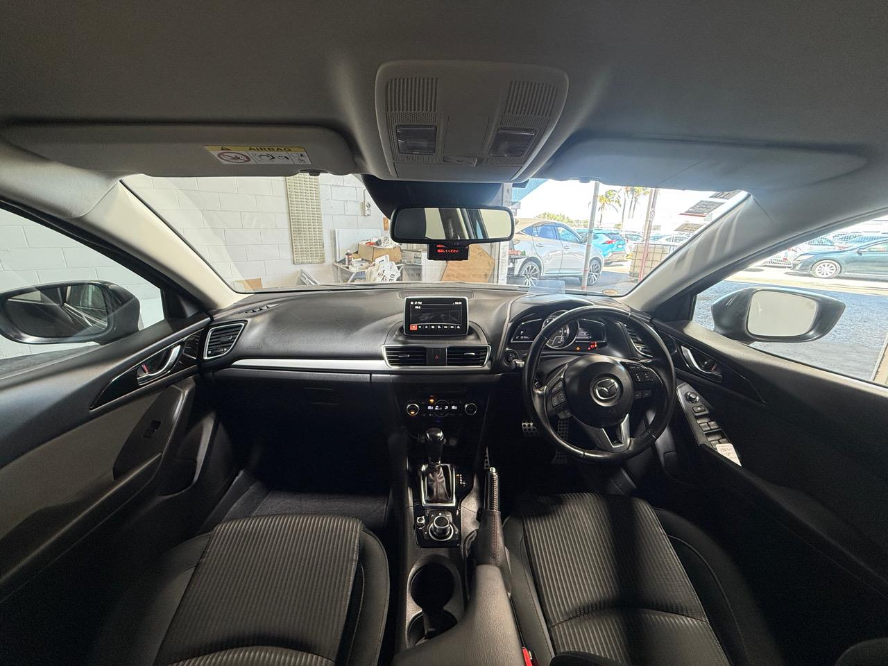 2014 Mazda Axela