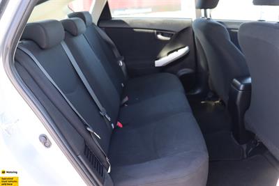 2014 Toyota Prius - Thumbnail