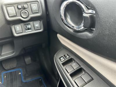 2017 Nissan Note - Thumbnail