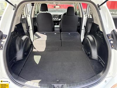 2017 Toyota RAV4 - Thumbnail