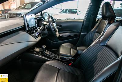 2020 Toyota Corolla - Thumbnail