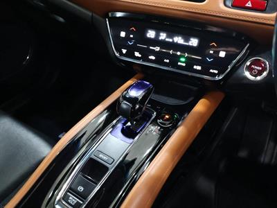 2015 Honda Vezel - Thumbnail