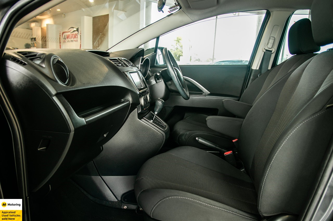 2013 Mazda Premacy