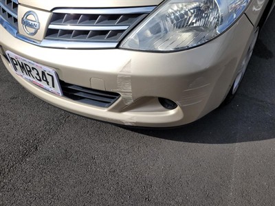 2010 Nissan Tiida - Thumbnail