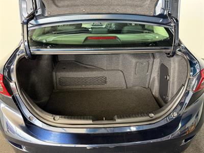 2014 Mazda Axela - Thumbnail