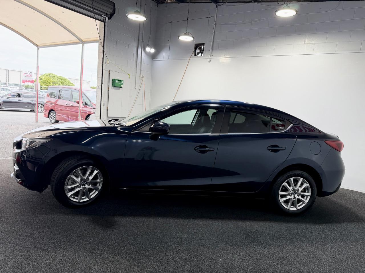 2014 Mazda Axela