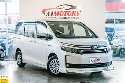 2014 Toyota Voxy