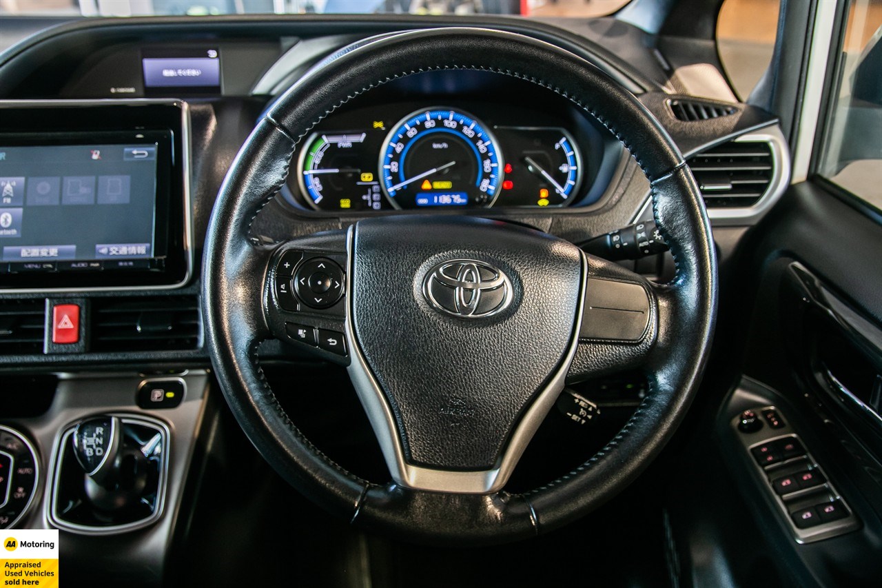 2014 Toyota Voxy