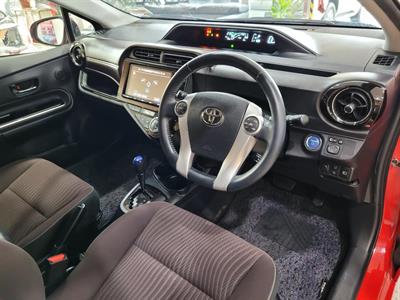 2016 Toyota Aqua - Thumbnail