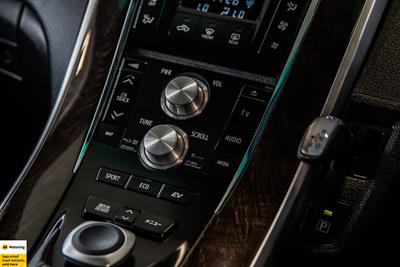 2014 Toyota Sai - Thumbnail