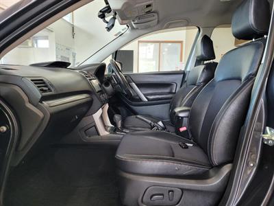 2014 Subaru Forester - Thumbnail