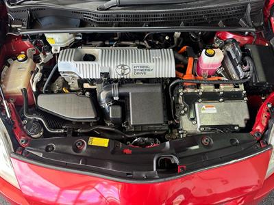 2010 Toyota Prius - Thumbnail