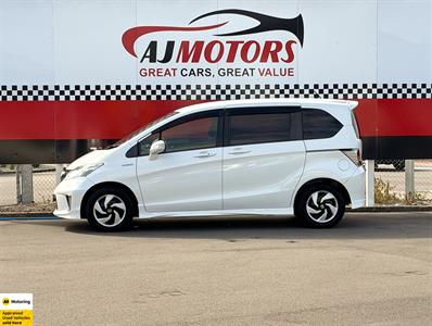 2015 Honda Freed - Thumbnail