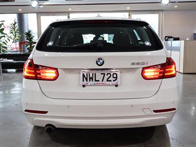2014 BMW 320i - Thumbnail