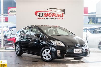 2010 Toyota Prius - Thumbnail