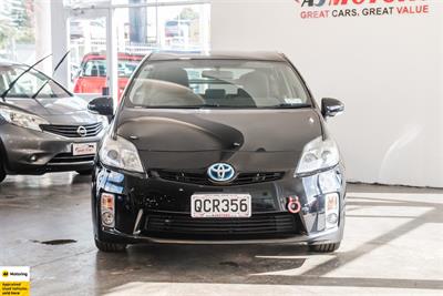 2010 Toyota Prius - Thumbnail