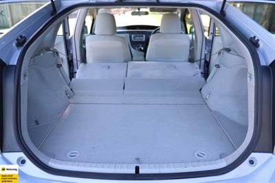 2009 Toyota Prius - Thumbnail