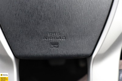 2013 Toyota Aqua - Thumbnail