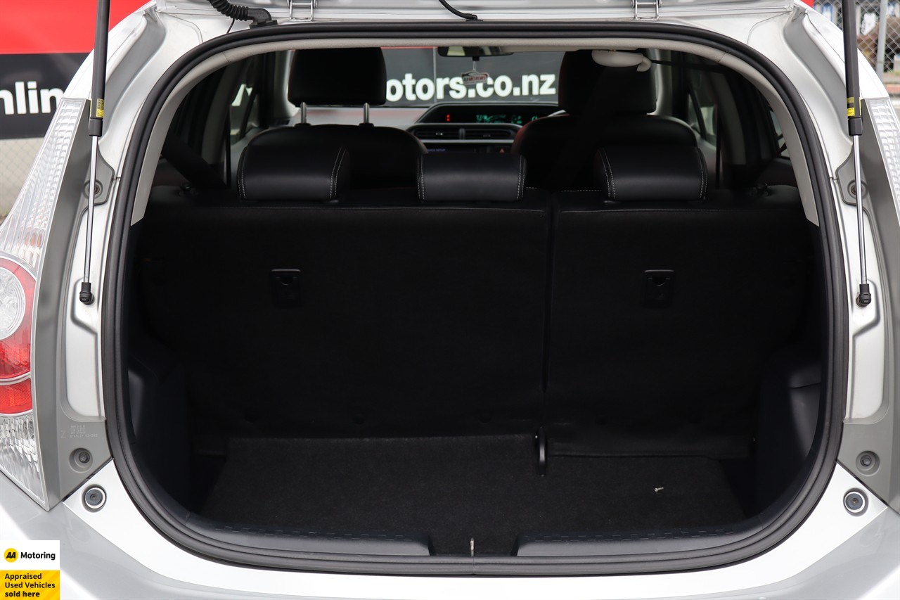 2013 Toyota Aqua