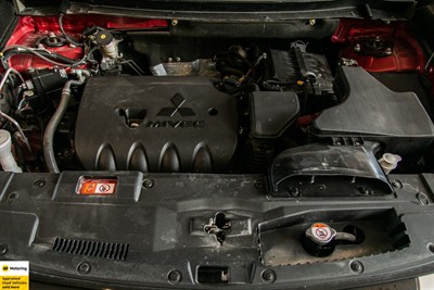 2021 Mitsubishi Outlander - Thumbnail