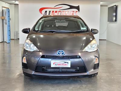 2013 Toyota Aqua - Thumbnail