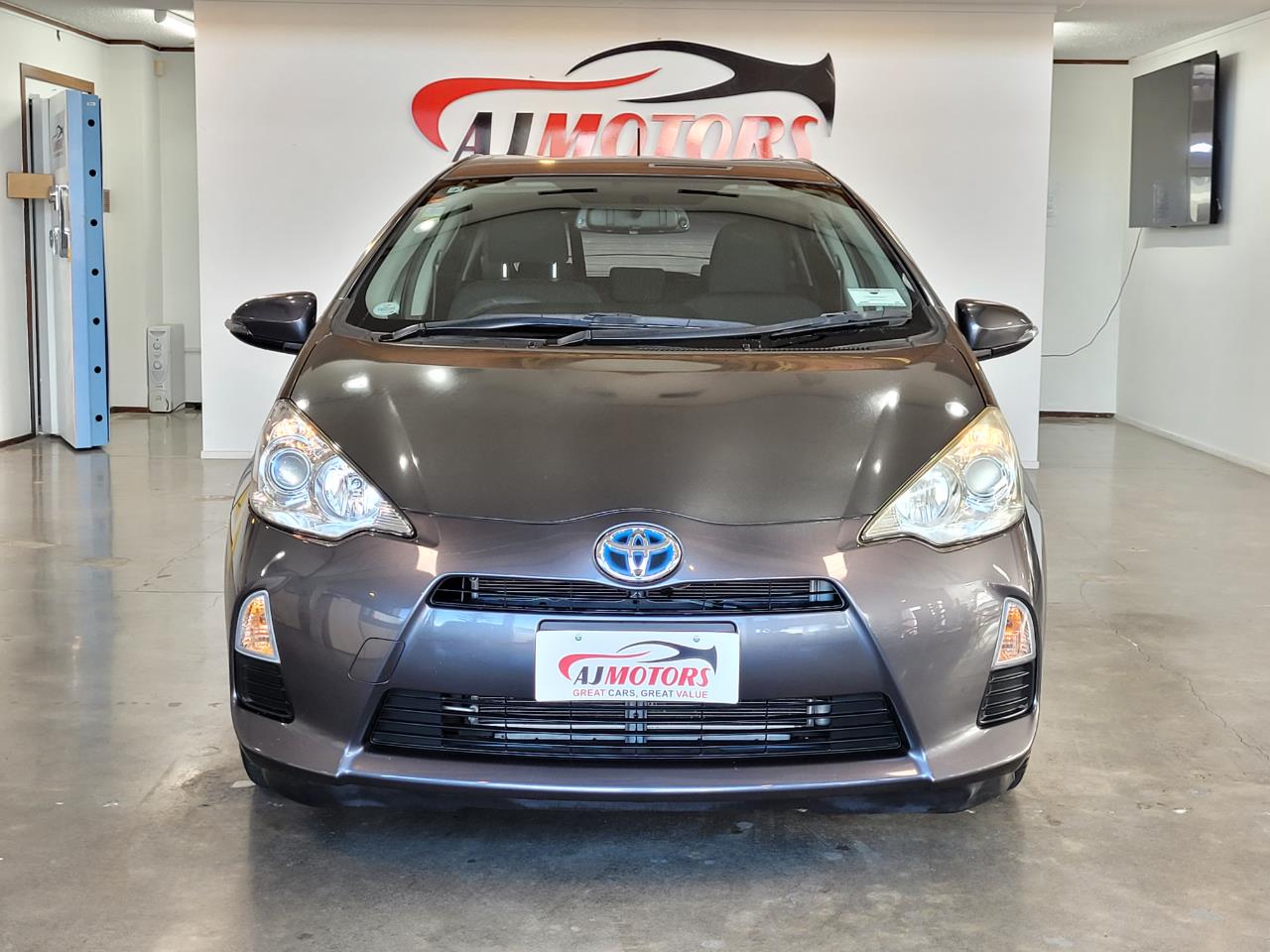 2013 Toyota Aqua