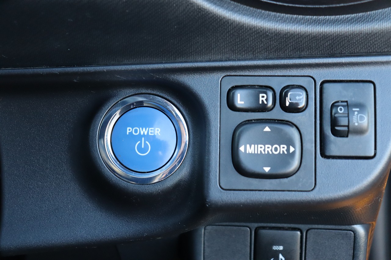 2012 Toyota Aqua