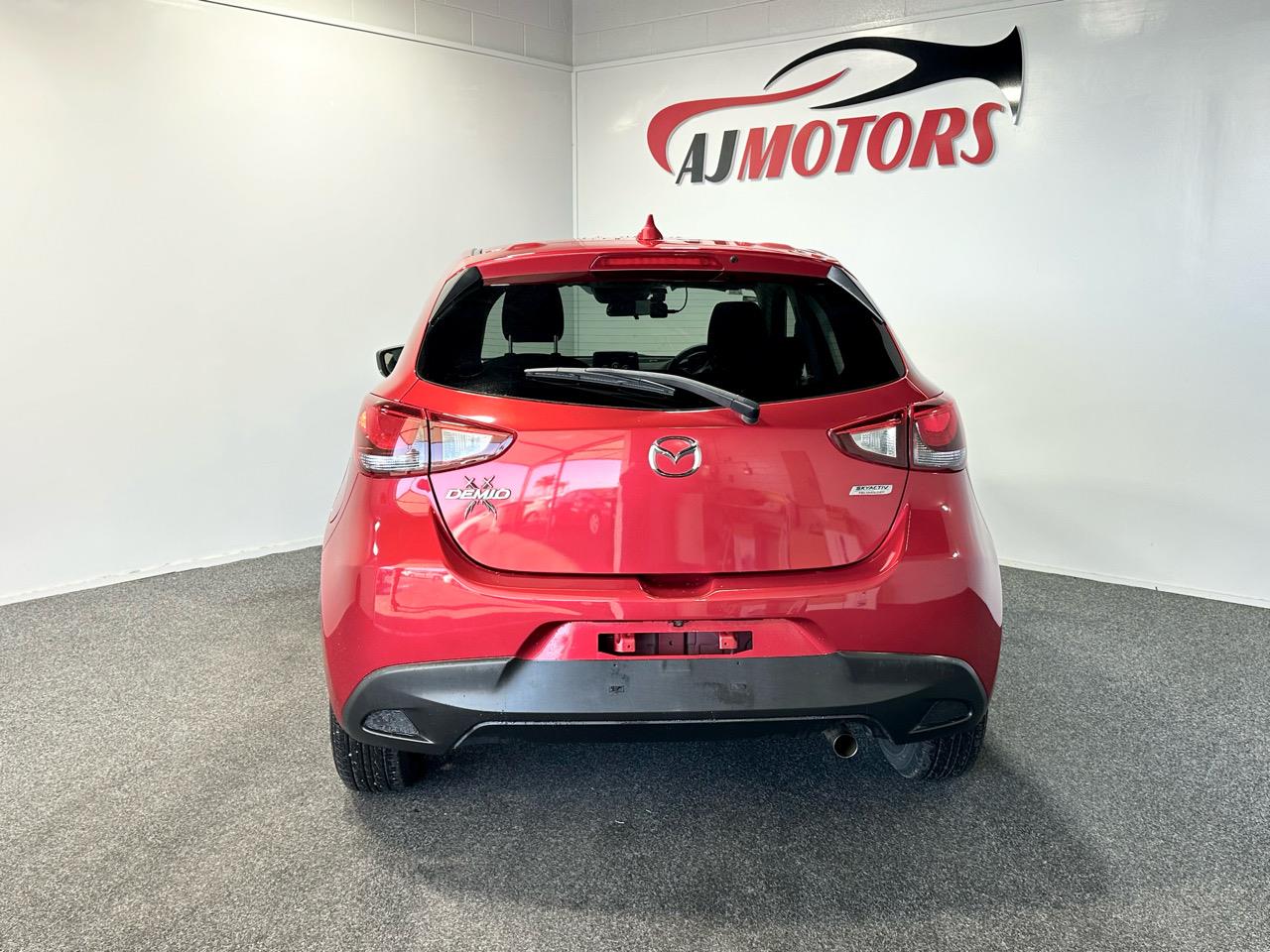2017 Mazda Demio