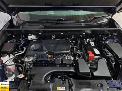 2023 Toyota RAV4 - Thumbnail